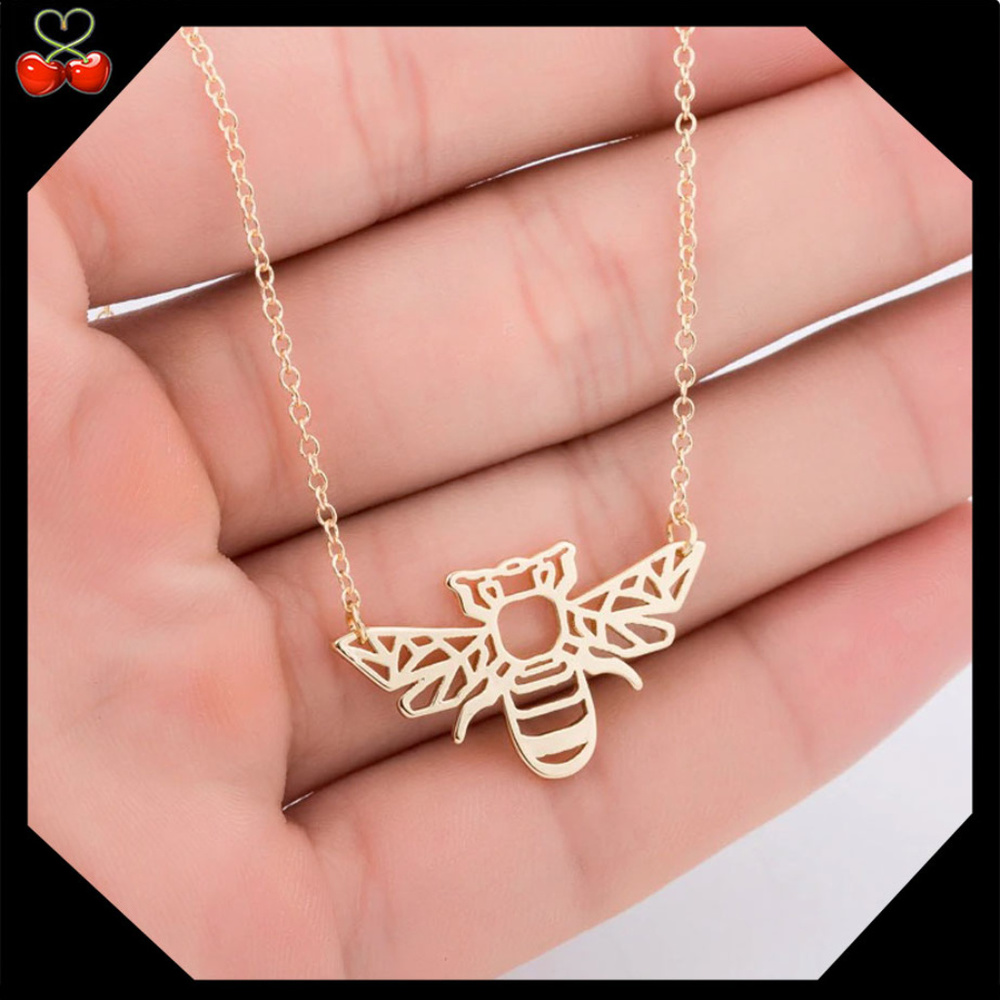 🍒 ORIGAMI Honey Bee 🐝 Necklace - Picture 2 of 6
